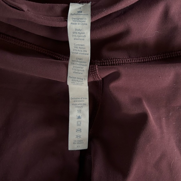 Lululemon Crops - Activity: Running - Picture 9 of 9